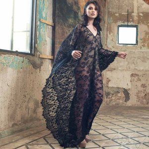 FERNANDO STYLE Lace Black One-Size Caftan